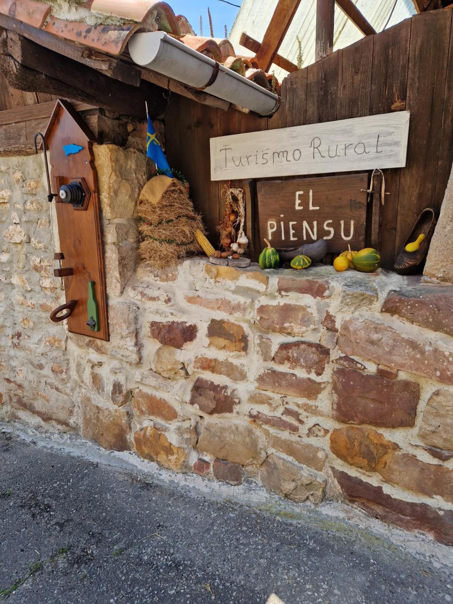 Turismo Rural El Piensu Villaviciosa  Exterior photo